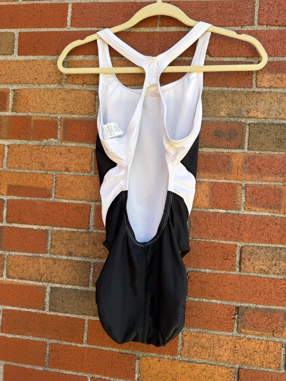 Nike One Piece Swimsuit Size 32 Womens 6 Black White Racerback Athletic Swim